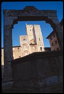 Piazza della Cisterna, San Gimignano.